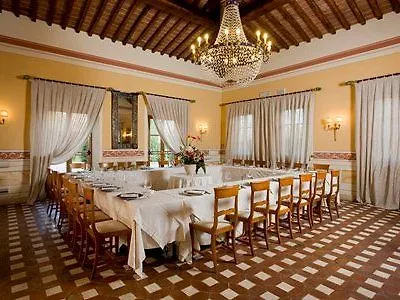 Il Piccolo Castello Hotel Monteriggioni