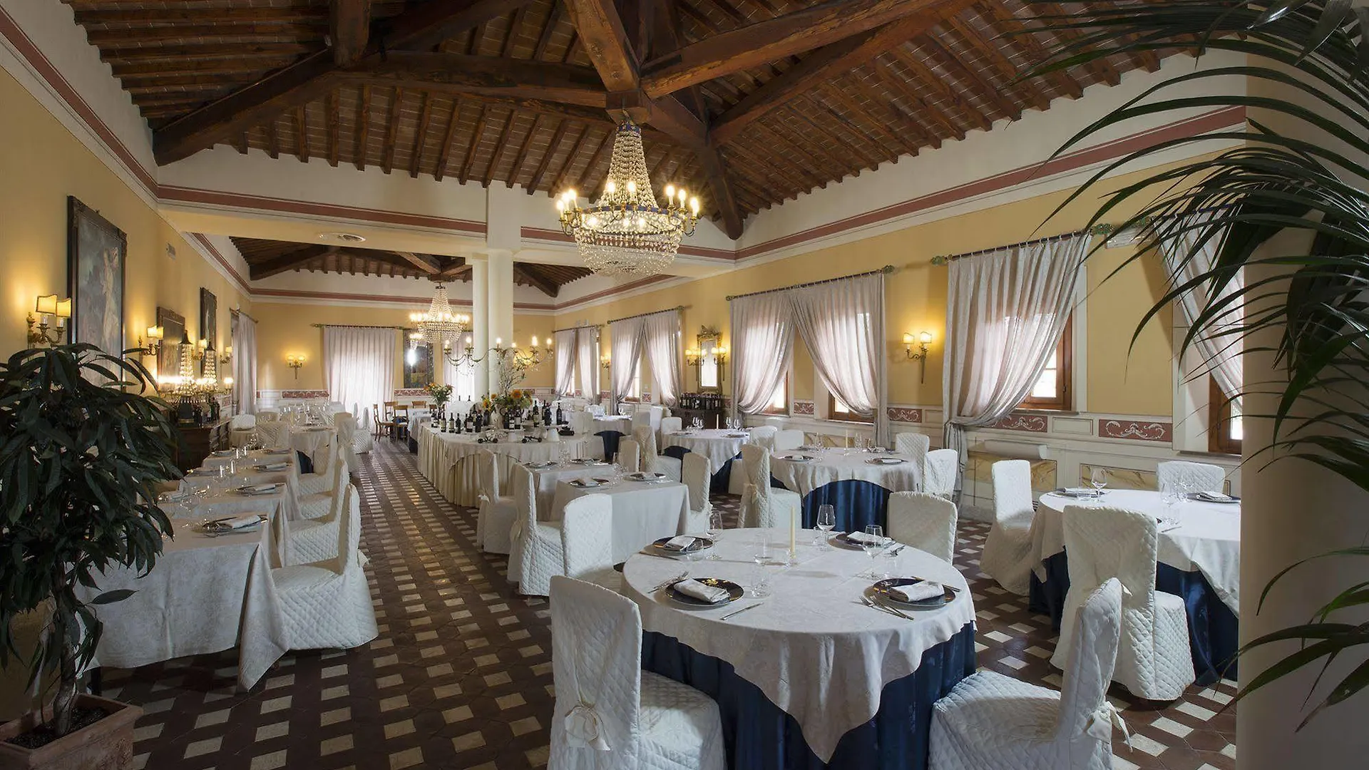 Il Piccolo Castello Hotel Monteriggioni